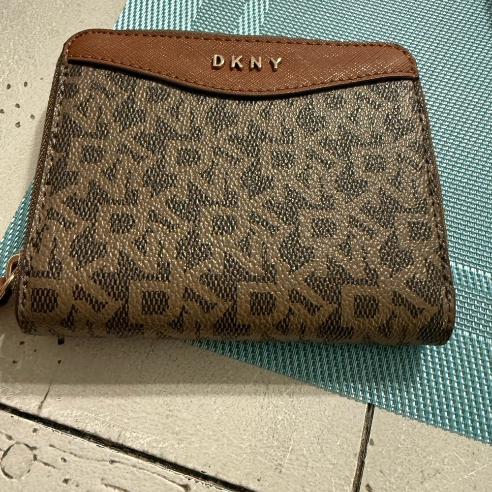 DKNY Logo Pattern Wallet in Brown and Tan